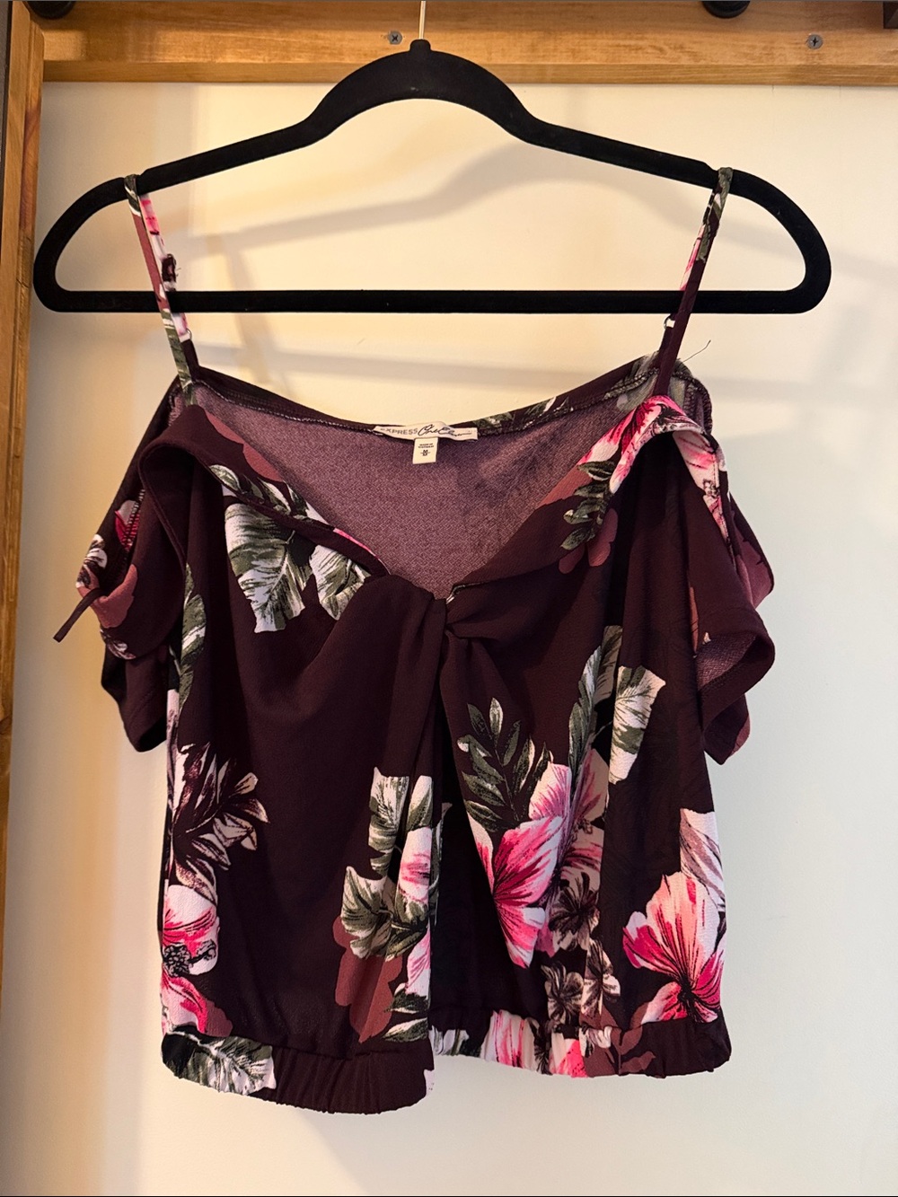 Express Plum Floral Cold-Shoulder Crop Top
